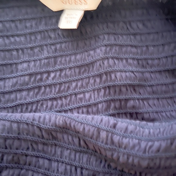 Guess Off-Shoulder Crop Top - Picture 10 of 12